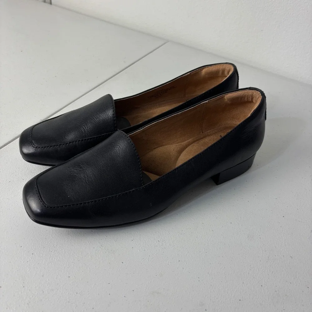 Sofft Black Leather Square Toe Comfort Minimalist Corporate Loafers Women 7.5M